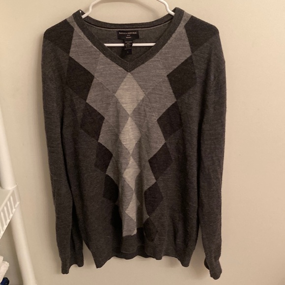 Banana Republic Other - Mens Banana Republic Argyle Grey V Neck Merino Wool Sweater Sz Large